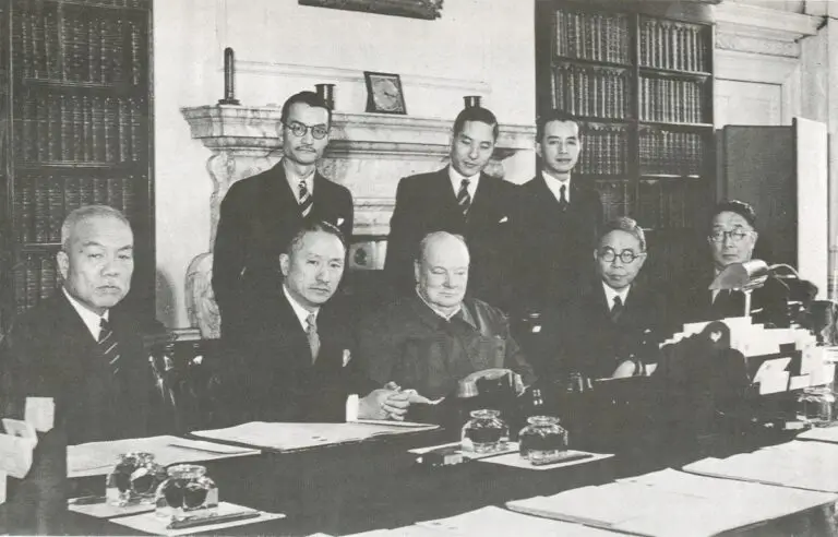 民國32年王雲五先生訪英期間,與首相Winston Churchill等人會晤