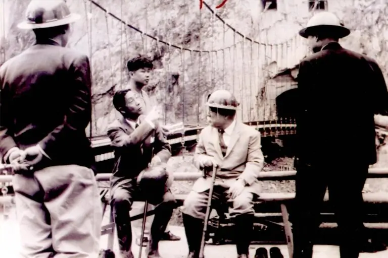 王雲五先生擔任行政院副院長期間,視察臺灣各地基礎建設